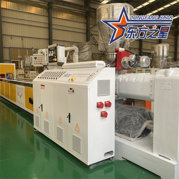 معدات بثق لوحة السقف PVC