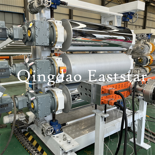 آلة تشكيل التقويم ذو الثلاث بكرات